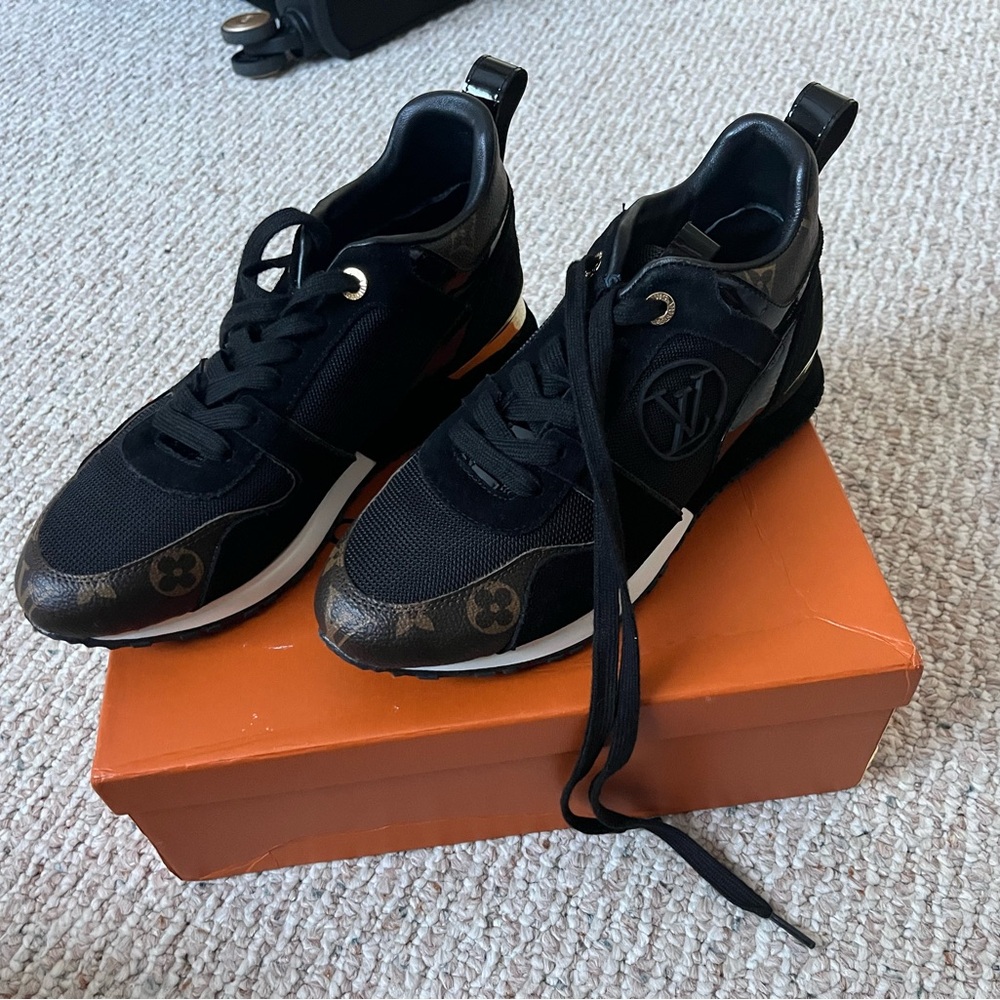 Louis Vuitton Monogram Black & Brown Runner Sneakers - Picture 5 of 6